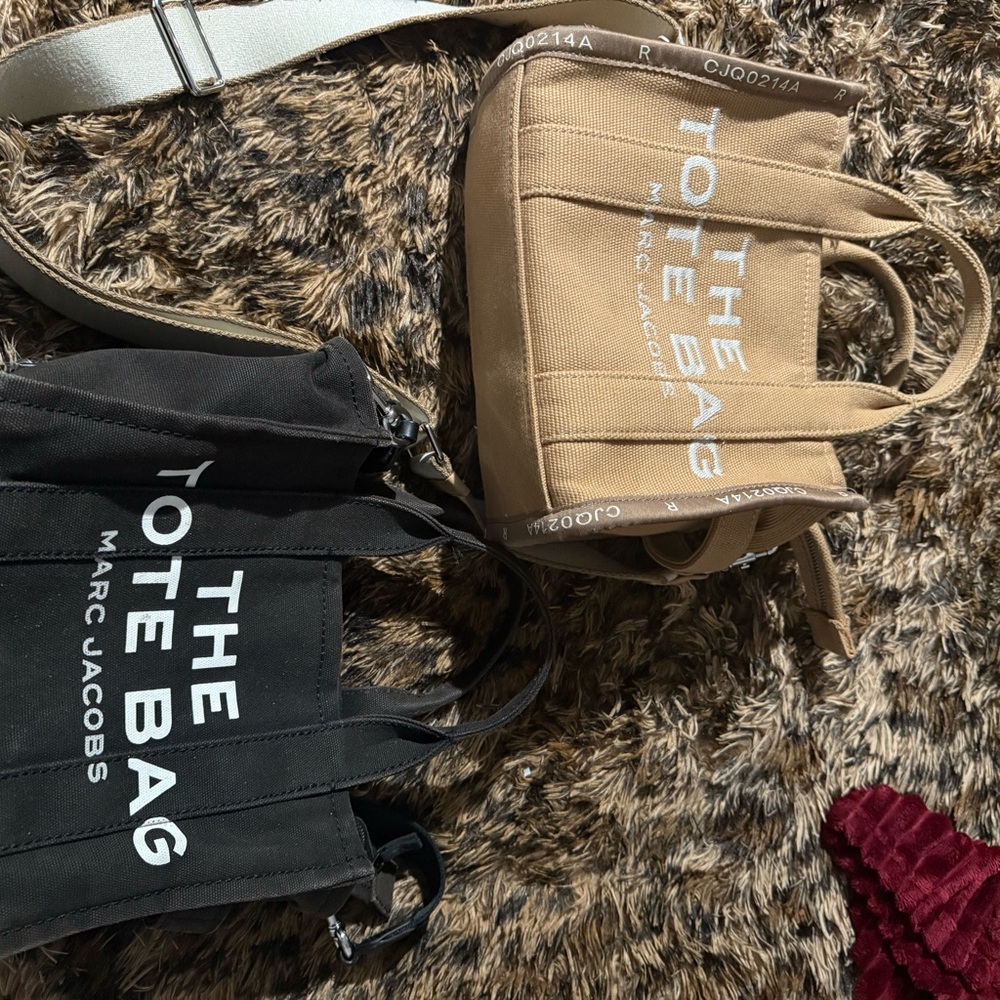 Marc Jacobs Black and Tan Totes Chic Canvas Collection